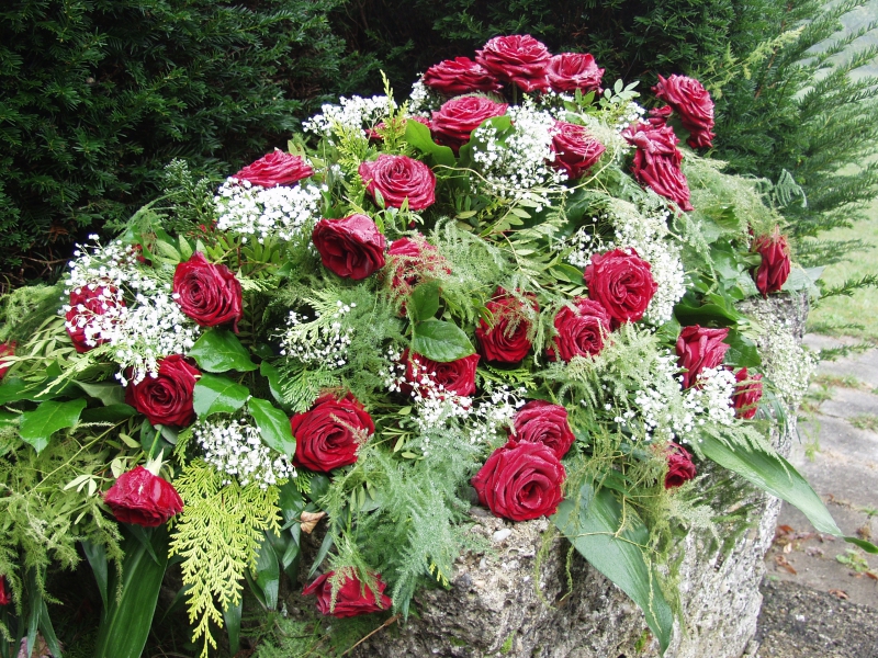 funeraire-SERANON-min_roses-61203